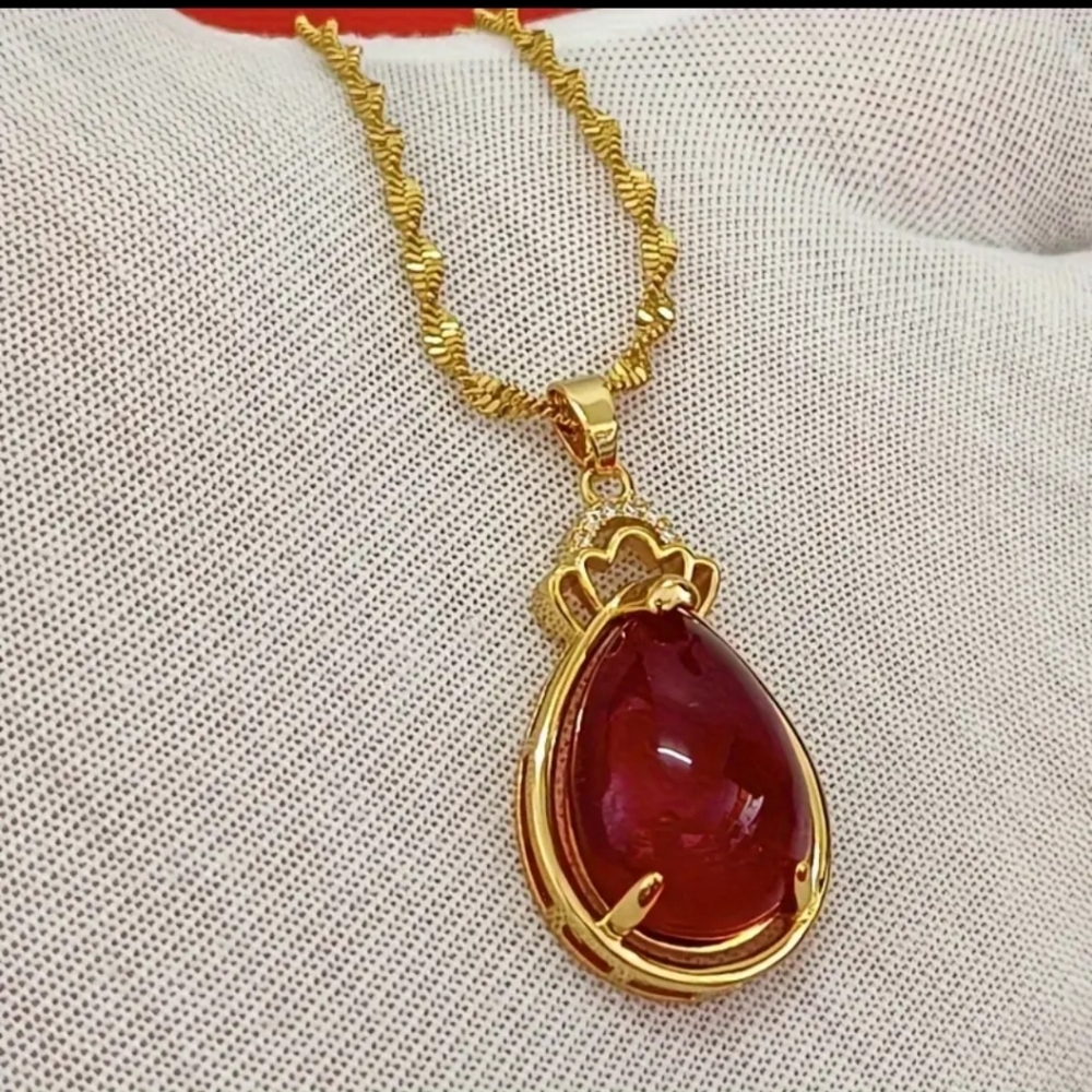 2/$35 Women's Waterdrop Shape Gold & Red Pendant Necklace. NWT